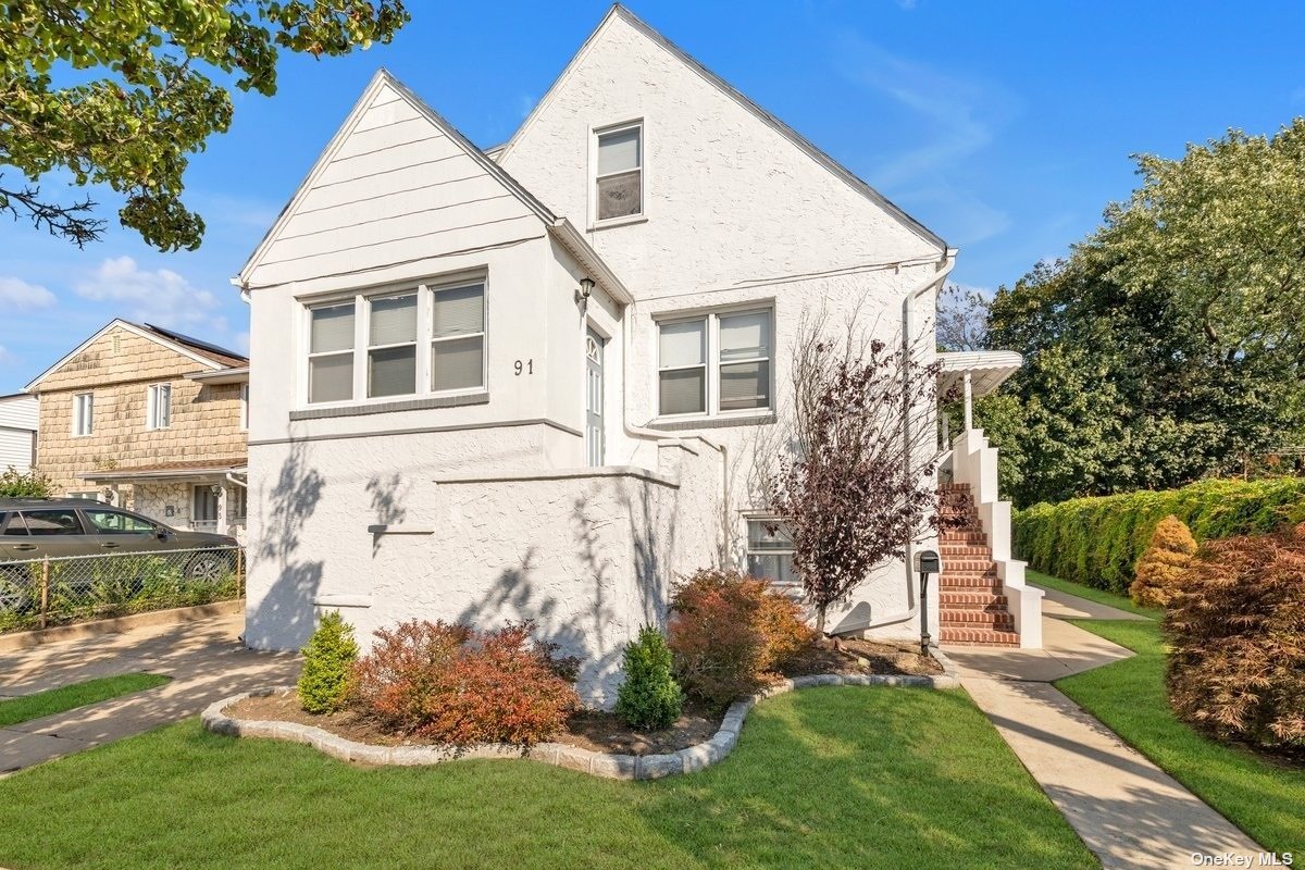 #1 photo, 91 Ostend Road, 长岛 岛公园 Island Park , NY 11558