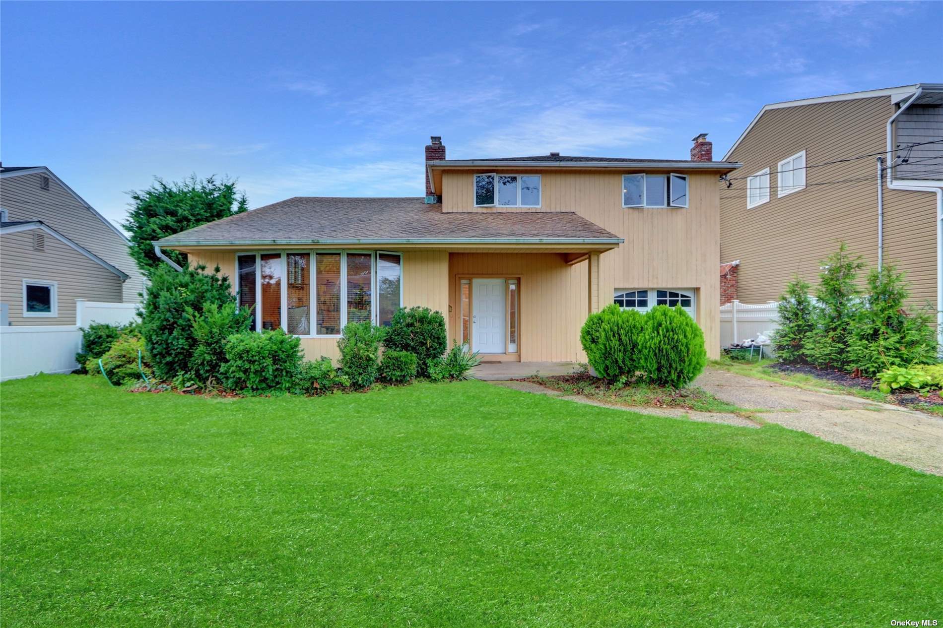 #1 photo, 2133 Oliver Way, 长岛 Merrick , NY 11566