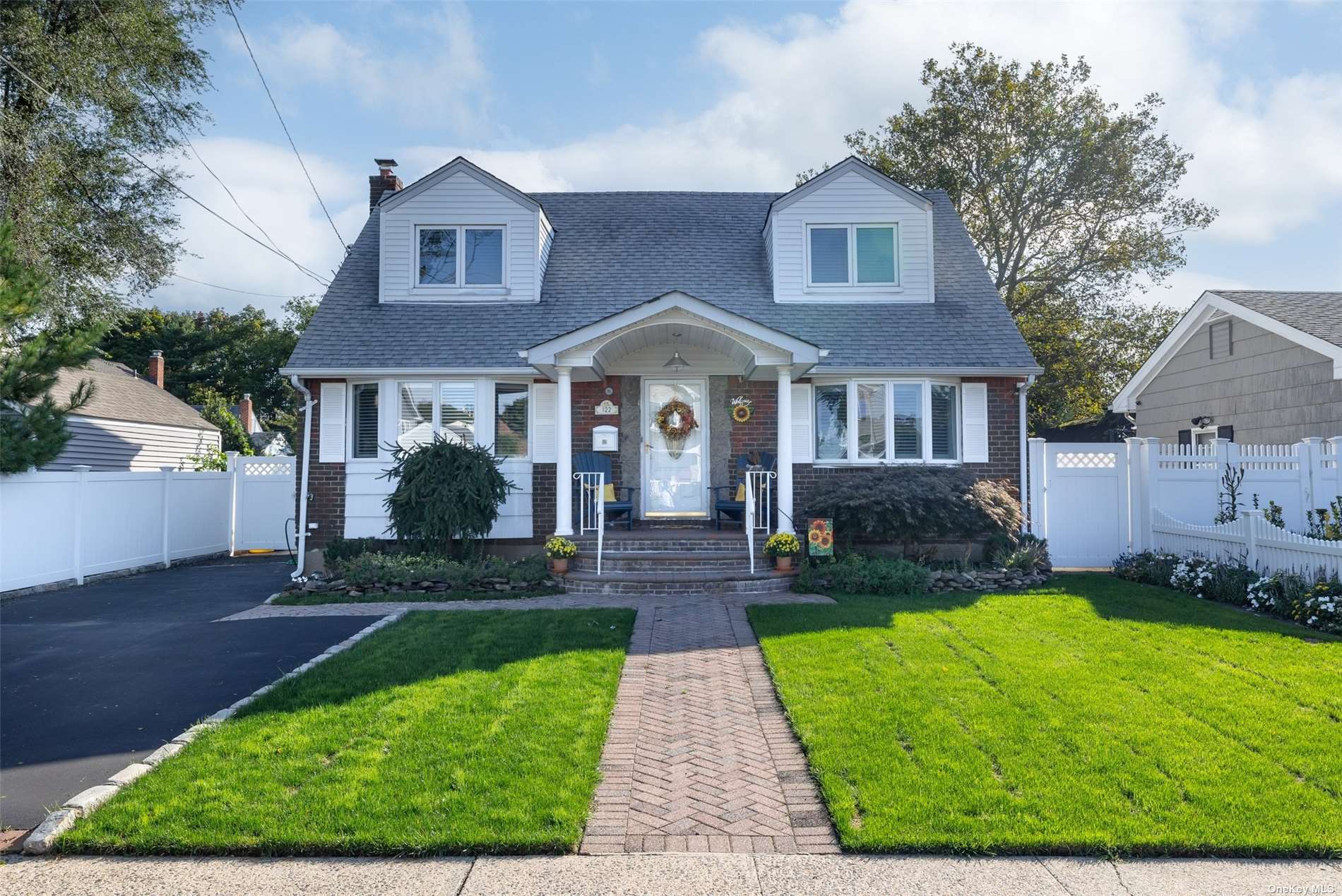 #1 photo, 122 Cortland Avenue, 长岛 Hicksville , NY 11801