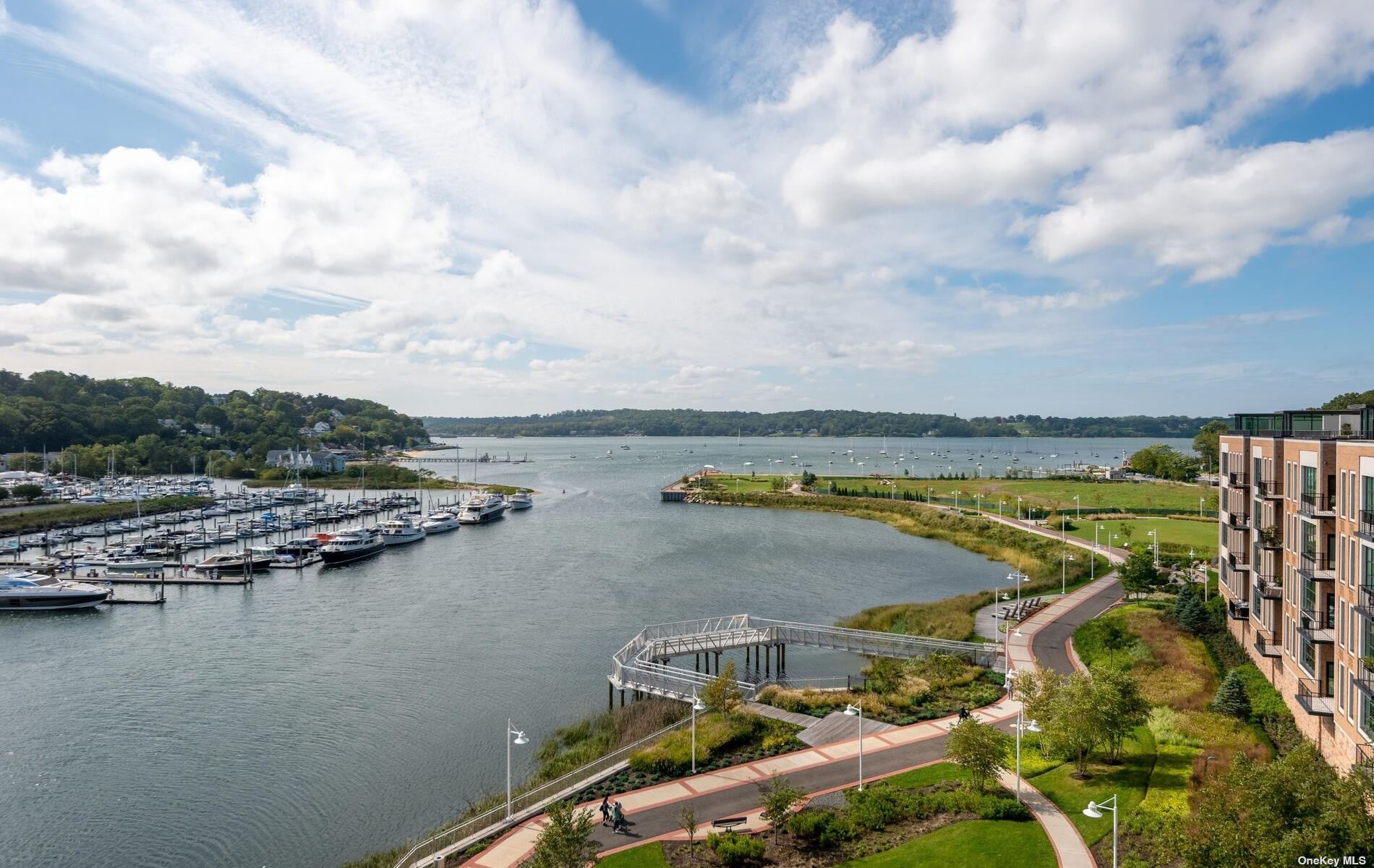 #1 photo, 100 Garvies Point, 长岛 格仑科夫 Glen Cove , NY 11542