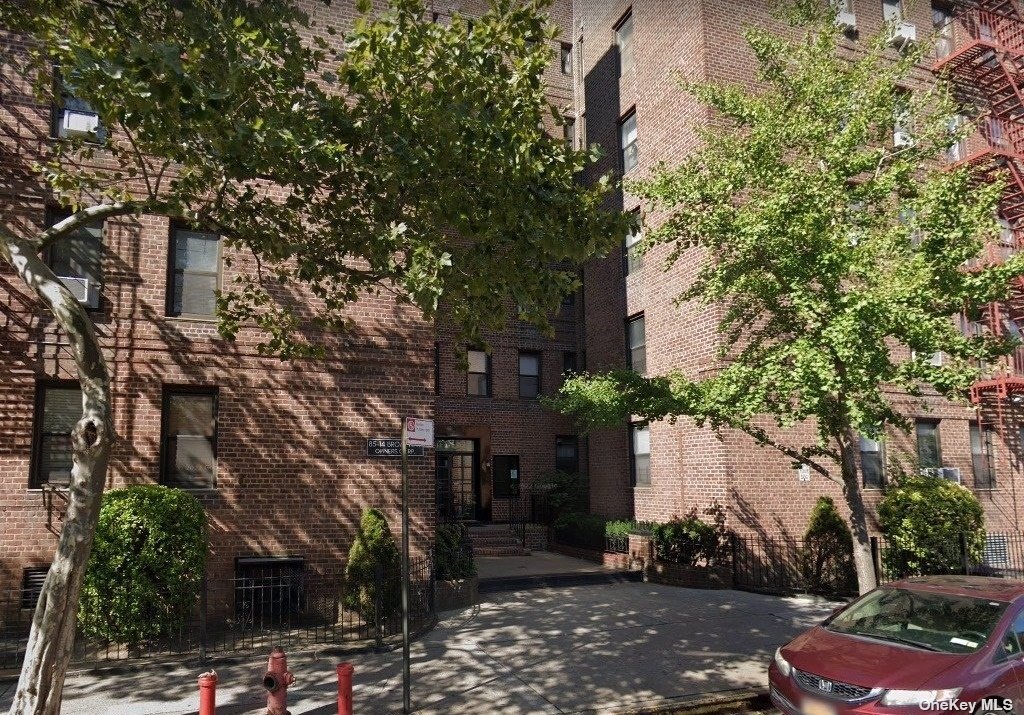 #1 photo, 85-14 Broadway, 皇后区 艾姆赫斯特 Elmhurst , NY 11373