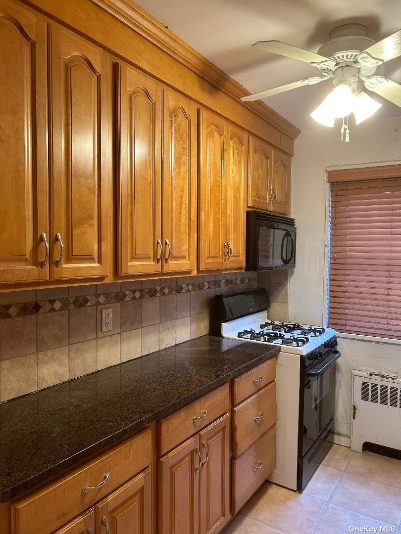 #1 photo, 166-62 17th Road, 皇后区 白石镇 Whitestone , NY 11357