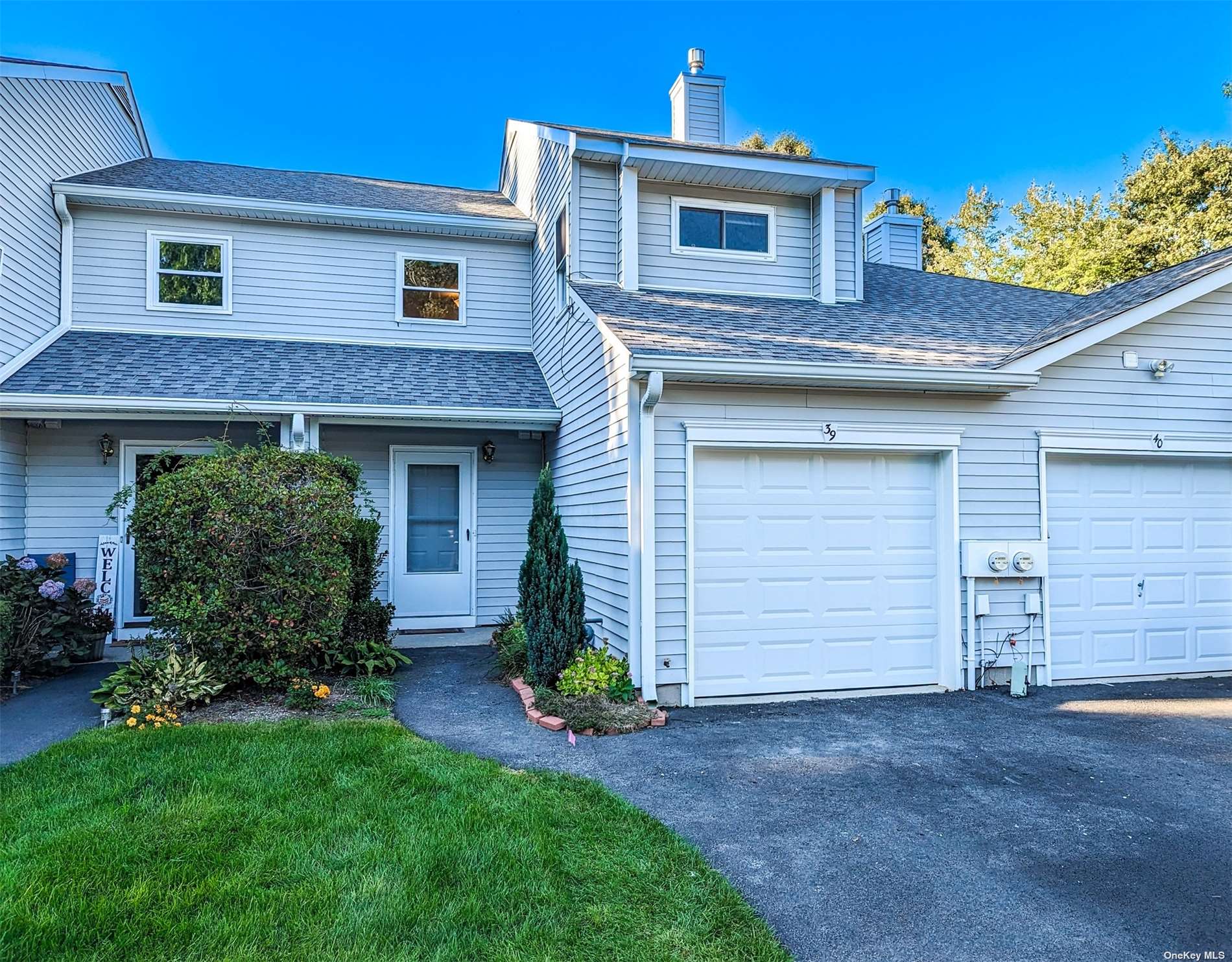 #1 photo, 39 Ava Court, Manorville , NY 11949