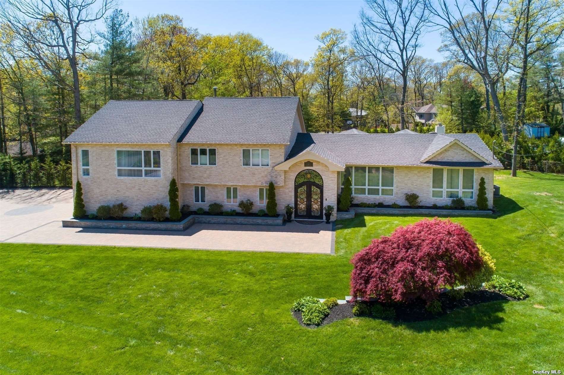 #1 photo, 6 Kodiak Drive, 长岛 Woodbury , NY 11797