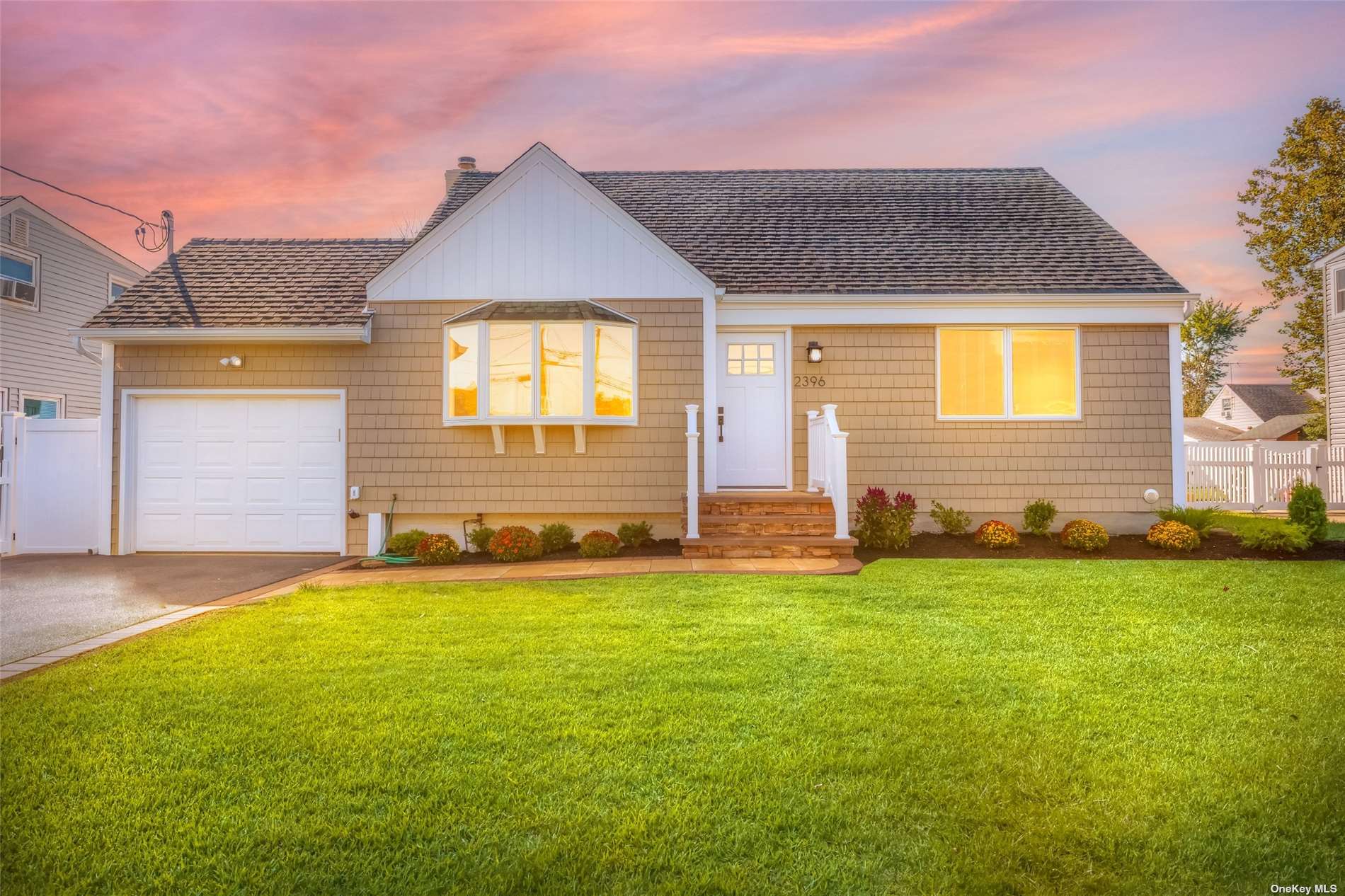 #1 photo, 2396 Bennett Avenue, 롱 아일랜드 North Bellmore , NY 11710