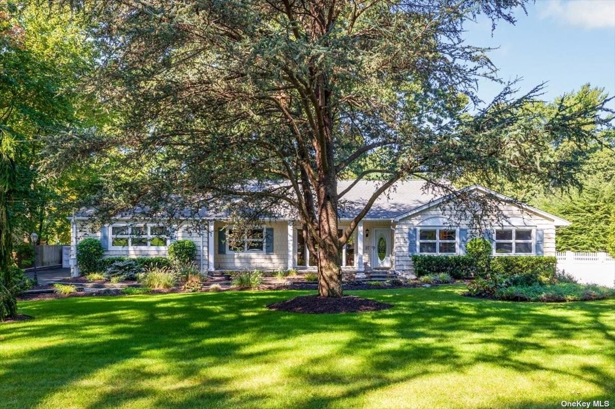 #1 photo, 37 New Mill Road, サフォーク郡 Smithtown , NY 11787