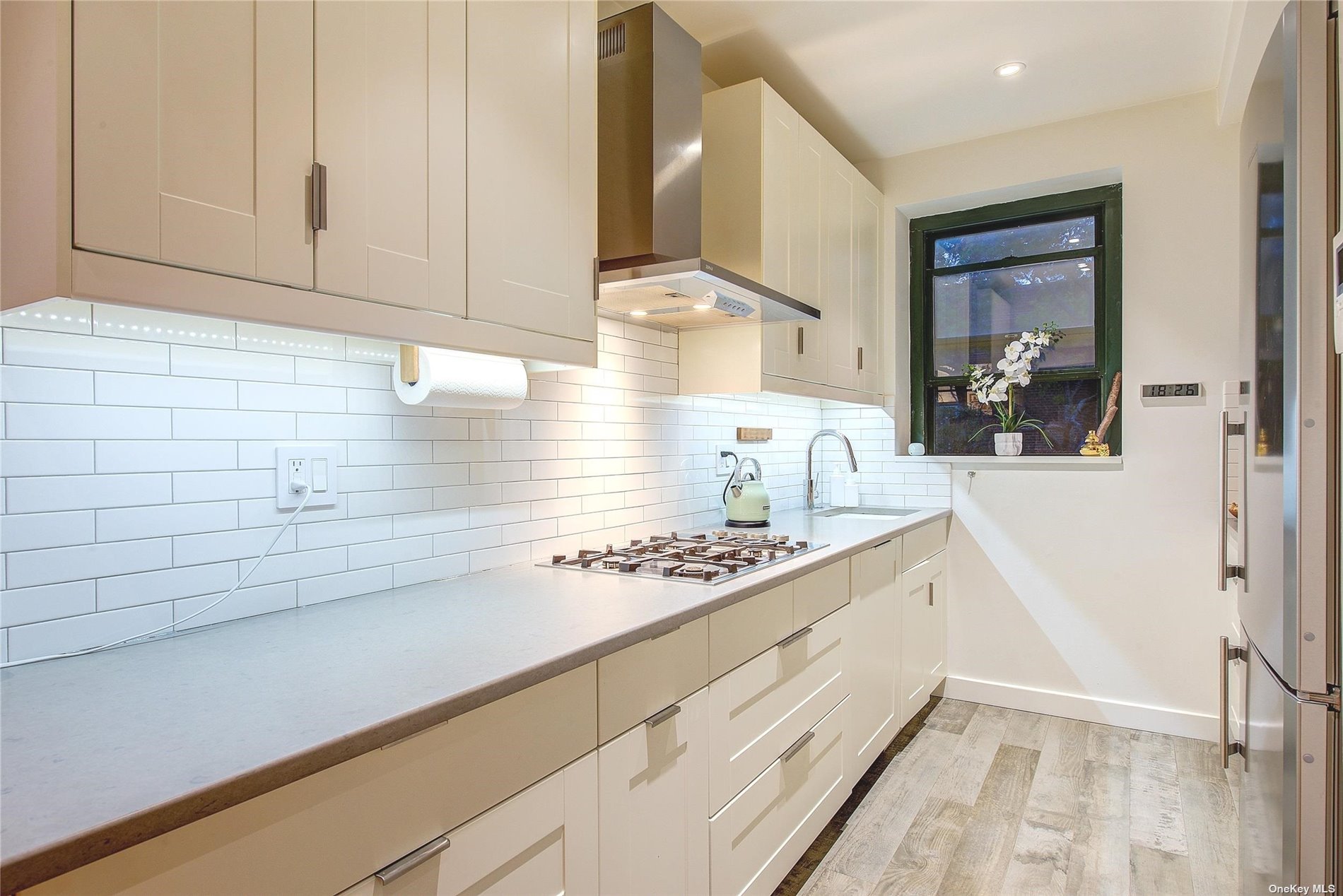 #1 photo, 34-40 79 Street, 皇后区 杰克逊高地 Jackson Heights , NY 11372