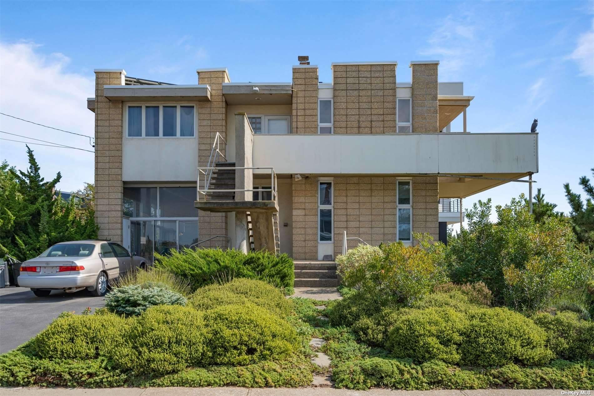 #1 photo, 57 Allevard Street, 长岛 Lido Beach , NY 11561