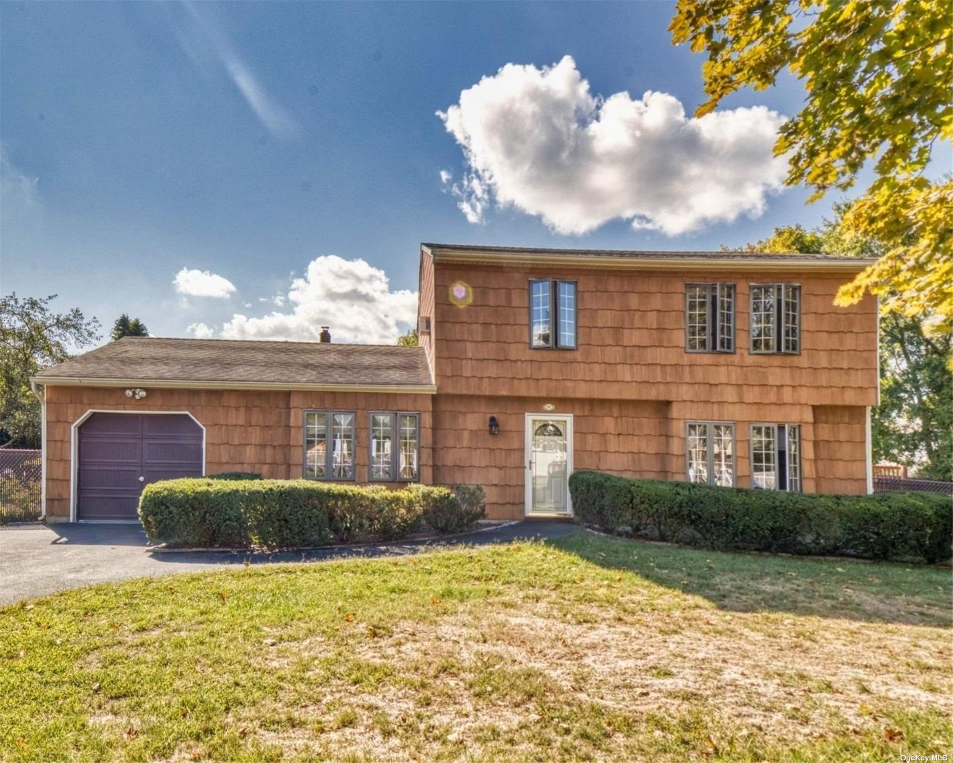 #1 photo, 55 Forte Avenue, 东长岛 Medford , NY 11763