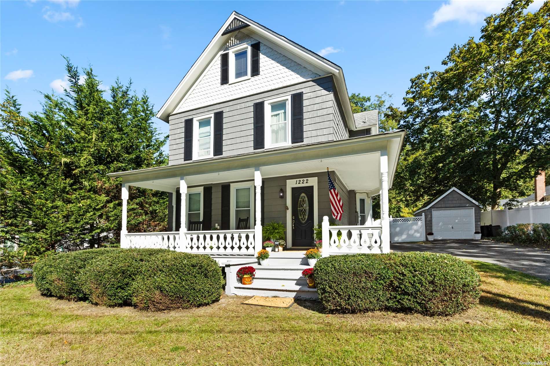 #1 photo, 1222 N Country Road, 东长岛 Stony Brook , NY 11790