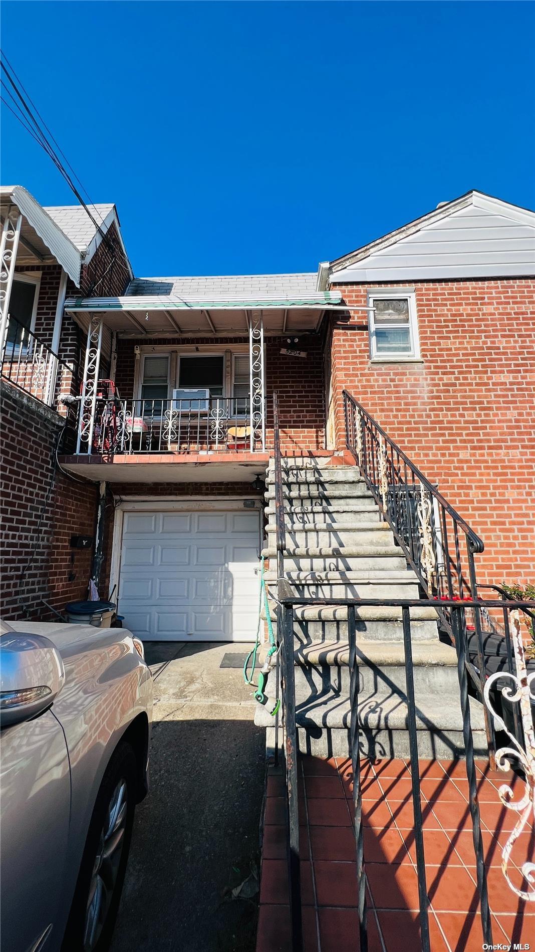#1 photo, 52-04 69th Street, 皇后区 麦斯佩斯 Maspeth , NY 11378