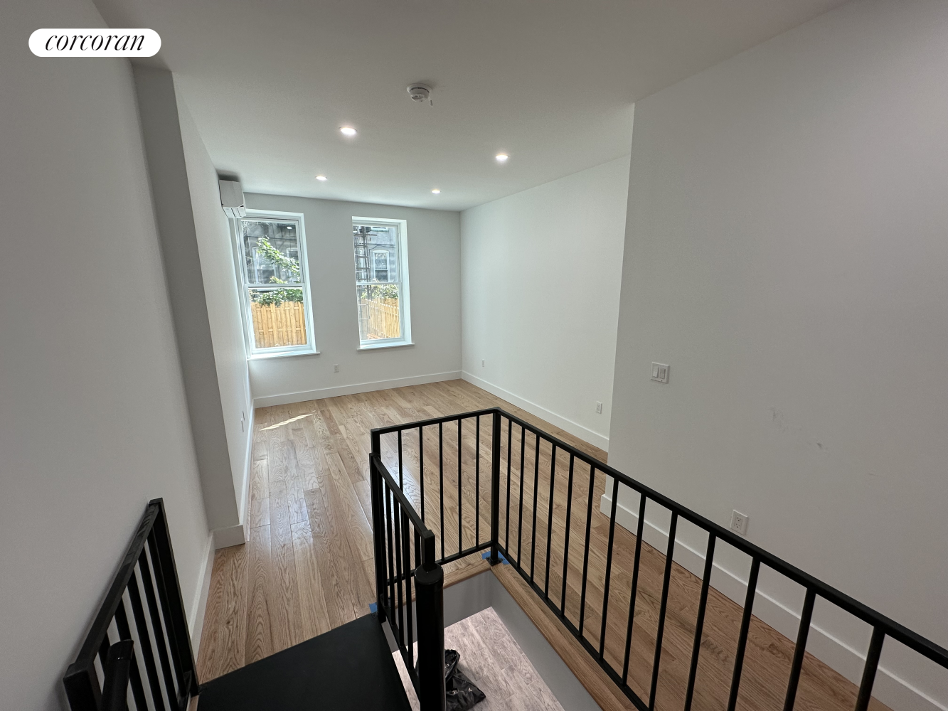 #1 photo, 422 HIMROD Street, 布鲁克林 布什维克 Bushwick , NY 11237