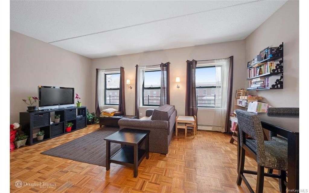 #1 photo, 65 E 118th Street, 曼哈顿 东哈莱姆区 New York , NY 10035