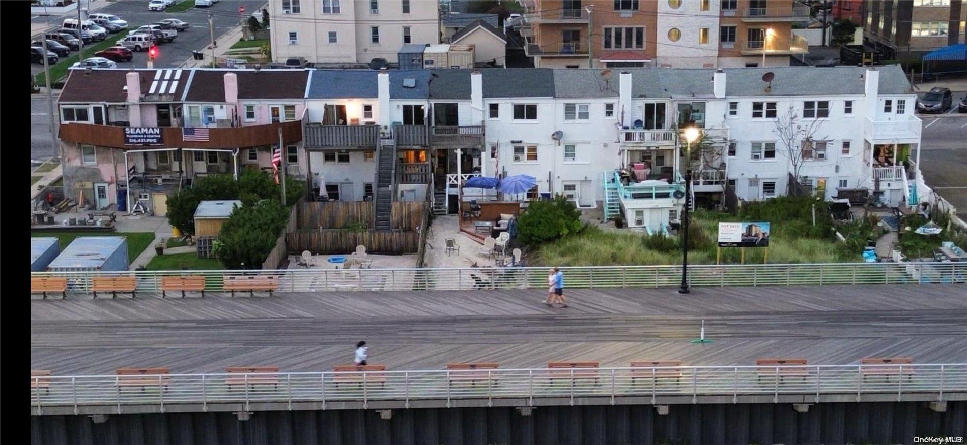 #4 photo, 668 W Broadway, ナッソー郡 Long Beach , NY 11561