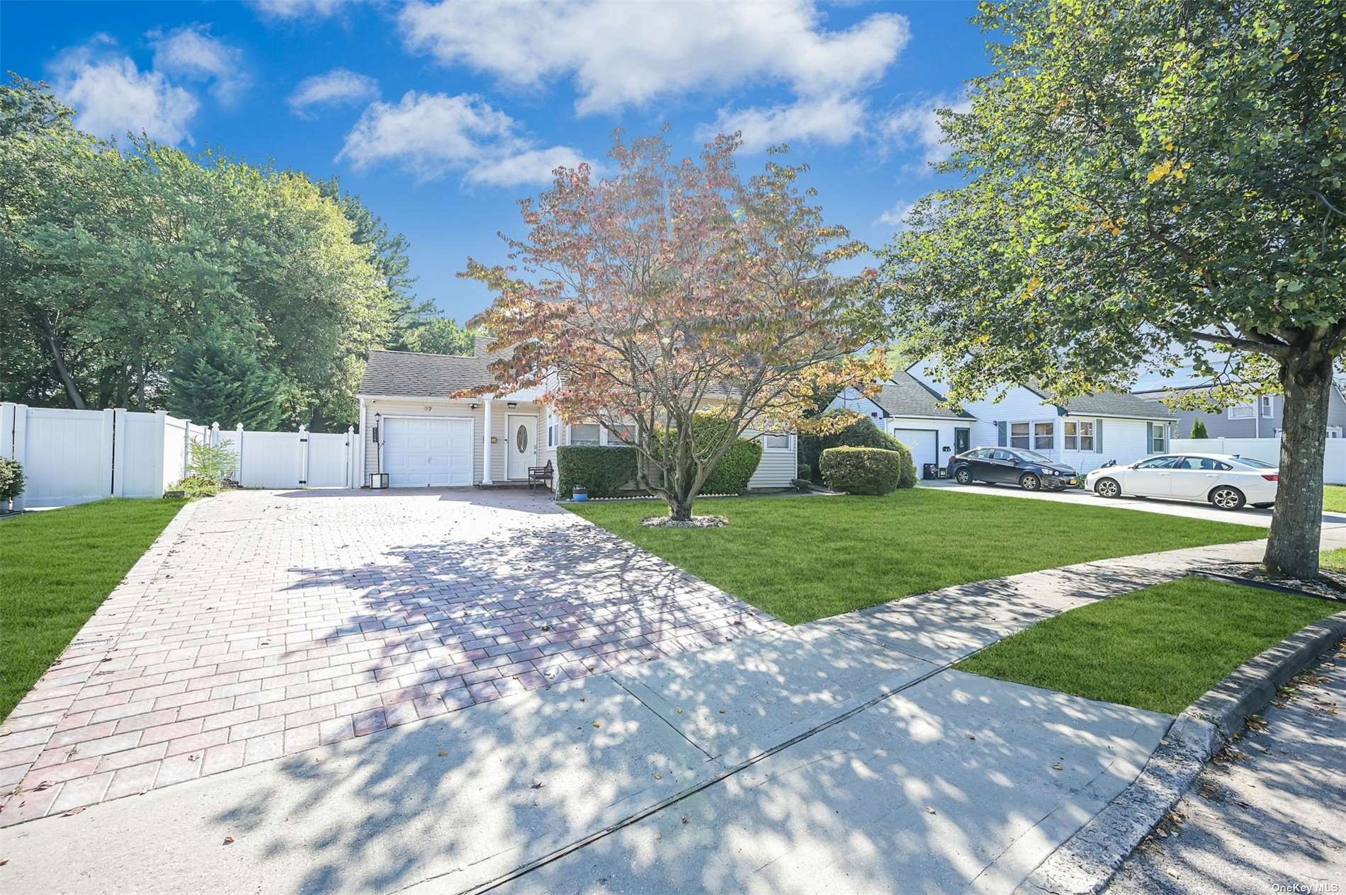 #1 photo, 57 Camp Road, 長島 Massapequa , NY 11758