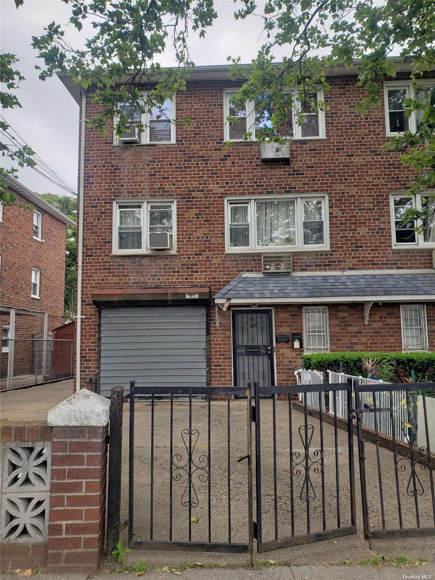 #1 photo, 555 Eldert Lane, 布鲁克林 Brooklyn , NY 11208