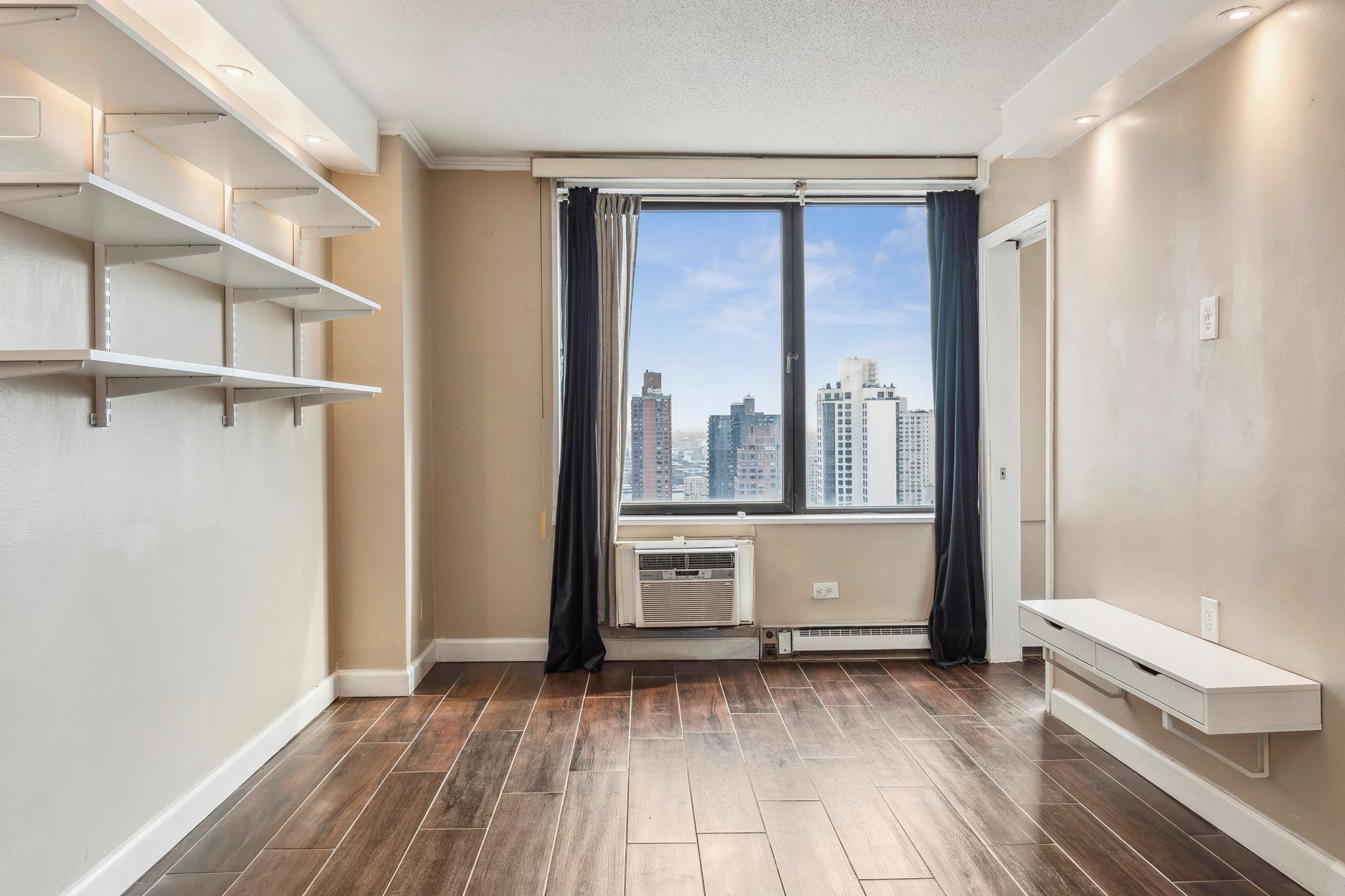 #1 photo, 1601 Third Avenue, 曼哈顿 上东城 Yorkville , NY 10128