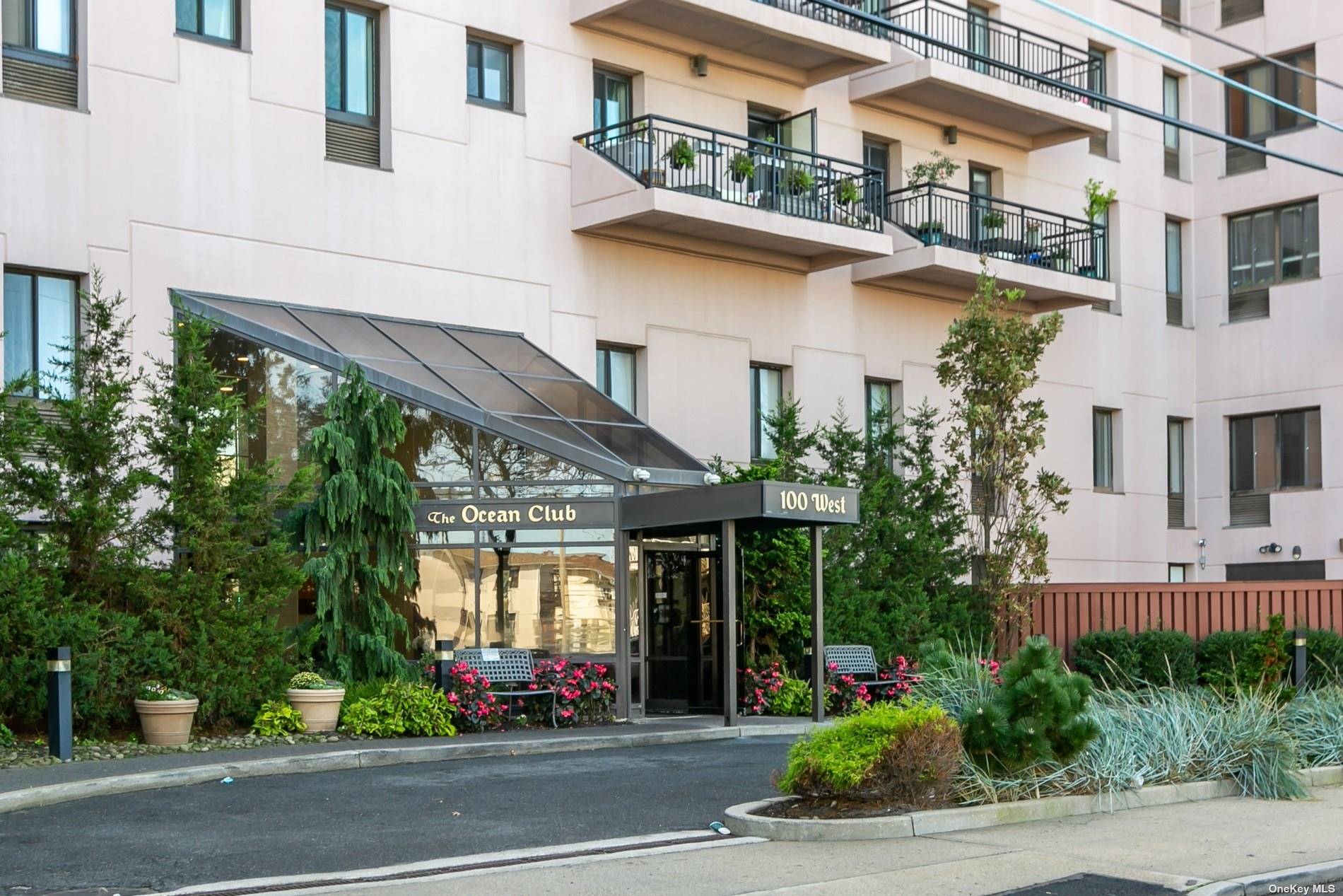 #1 photo, 100 W Broadway, 长岛 长滩 Long Beach , NY 11561