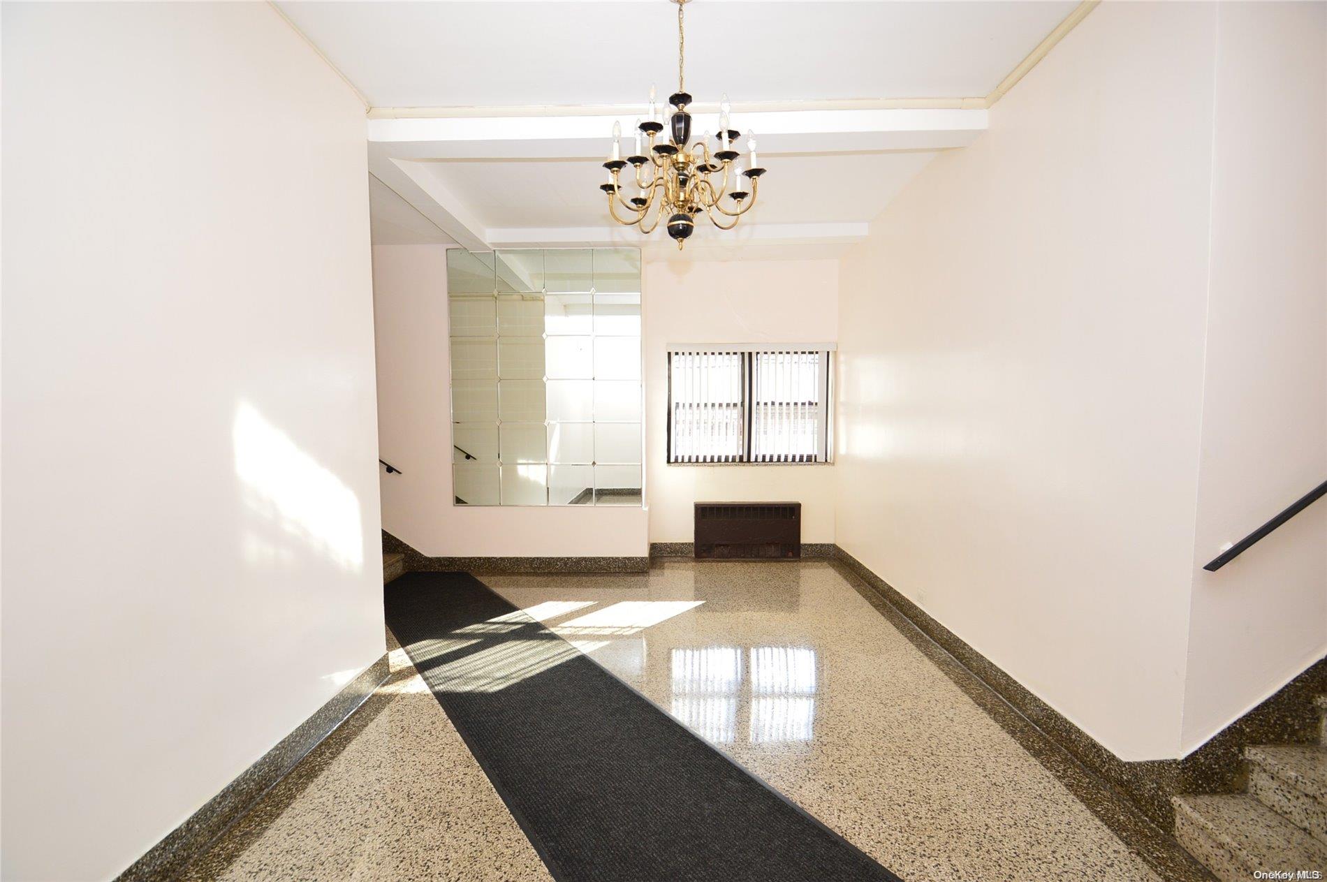 #1 photo, 147-14 84th Road, 皇后区 Briarwood , NY 11435