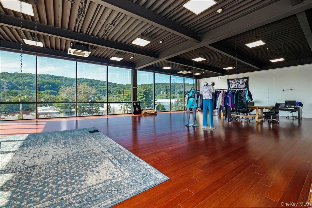 #2 photo, 168 Saw Mill River Road, Hawthorne , NY 10532