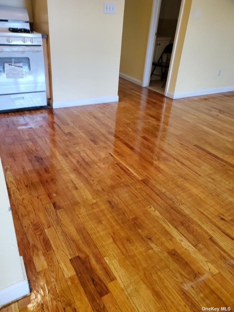 #1 photo, 14-31 Pinson Street, 皇后区 Far Rockaway , NY 11691