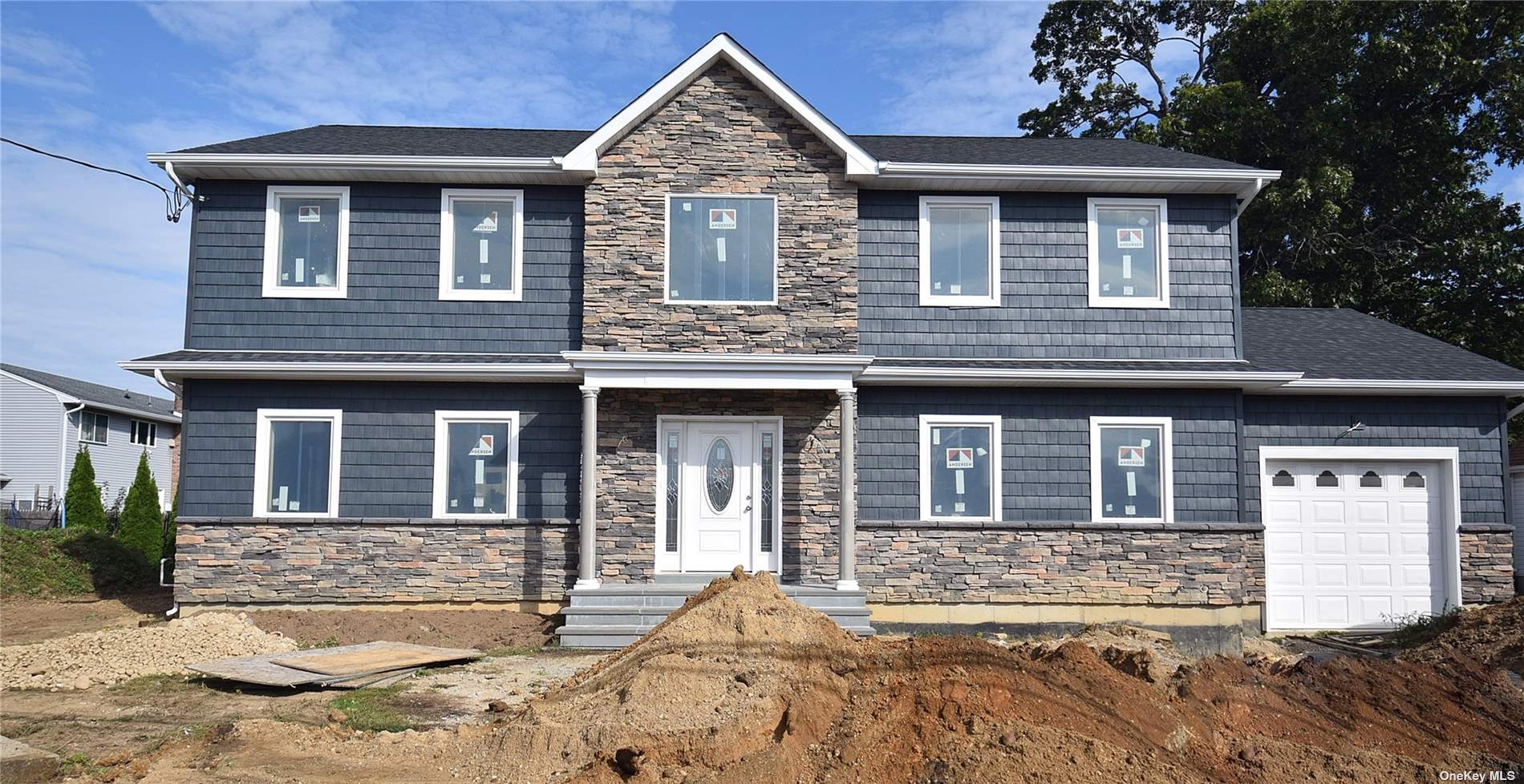 #1 photo, 3 Maple Avenue, Farmingdale , NY 11735