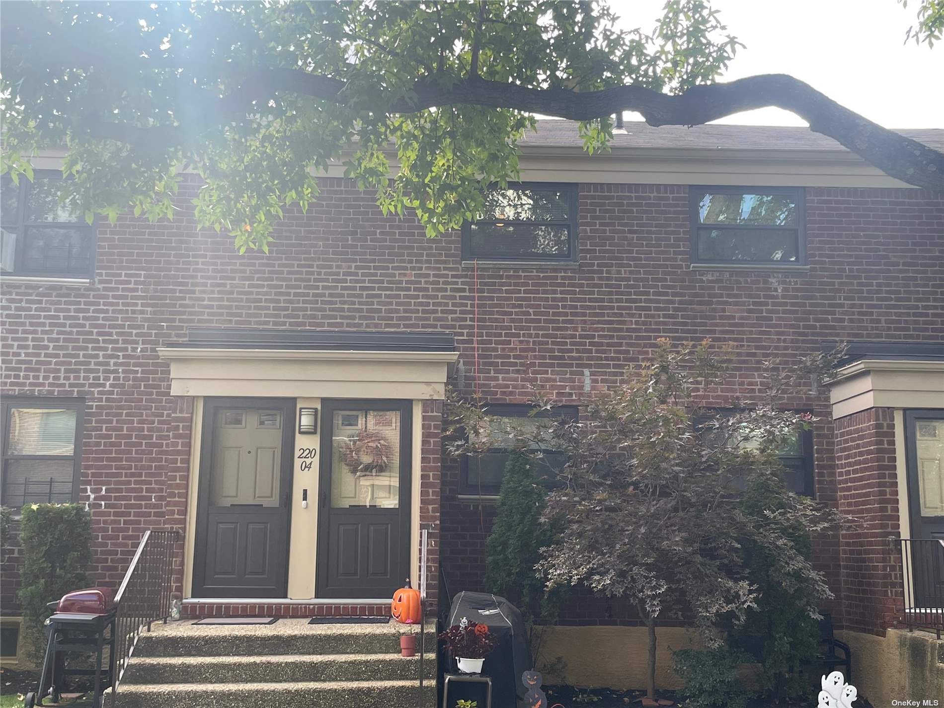 #1 photo, 220-04 75th Avenue, 皇后区 Oakland Gardens , NY 11364