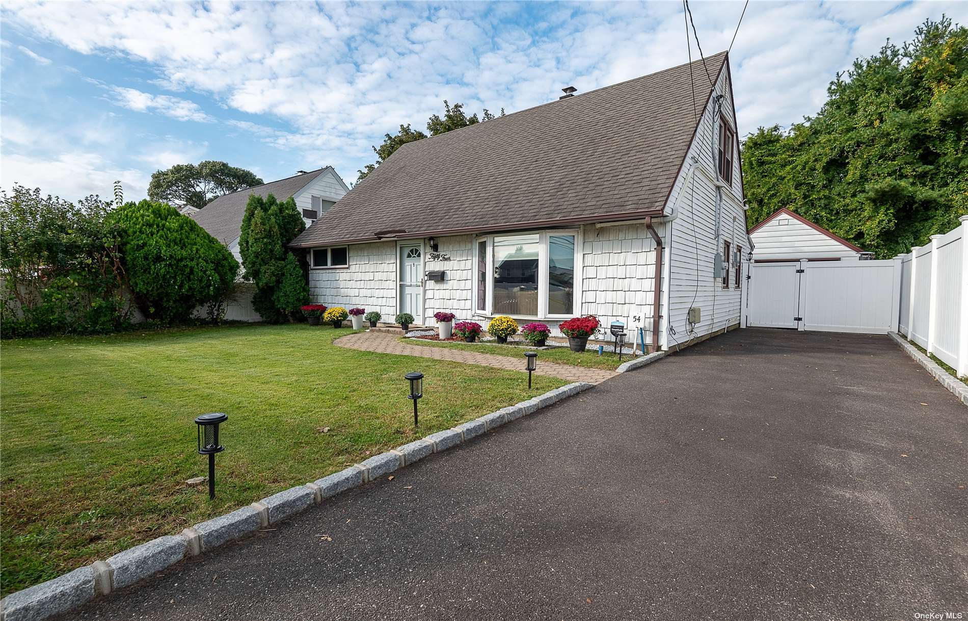 #1 photo, 54 N Sheridan Avenue, Bethpage , NY 11714