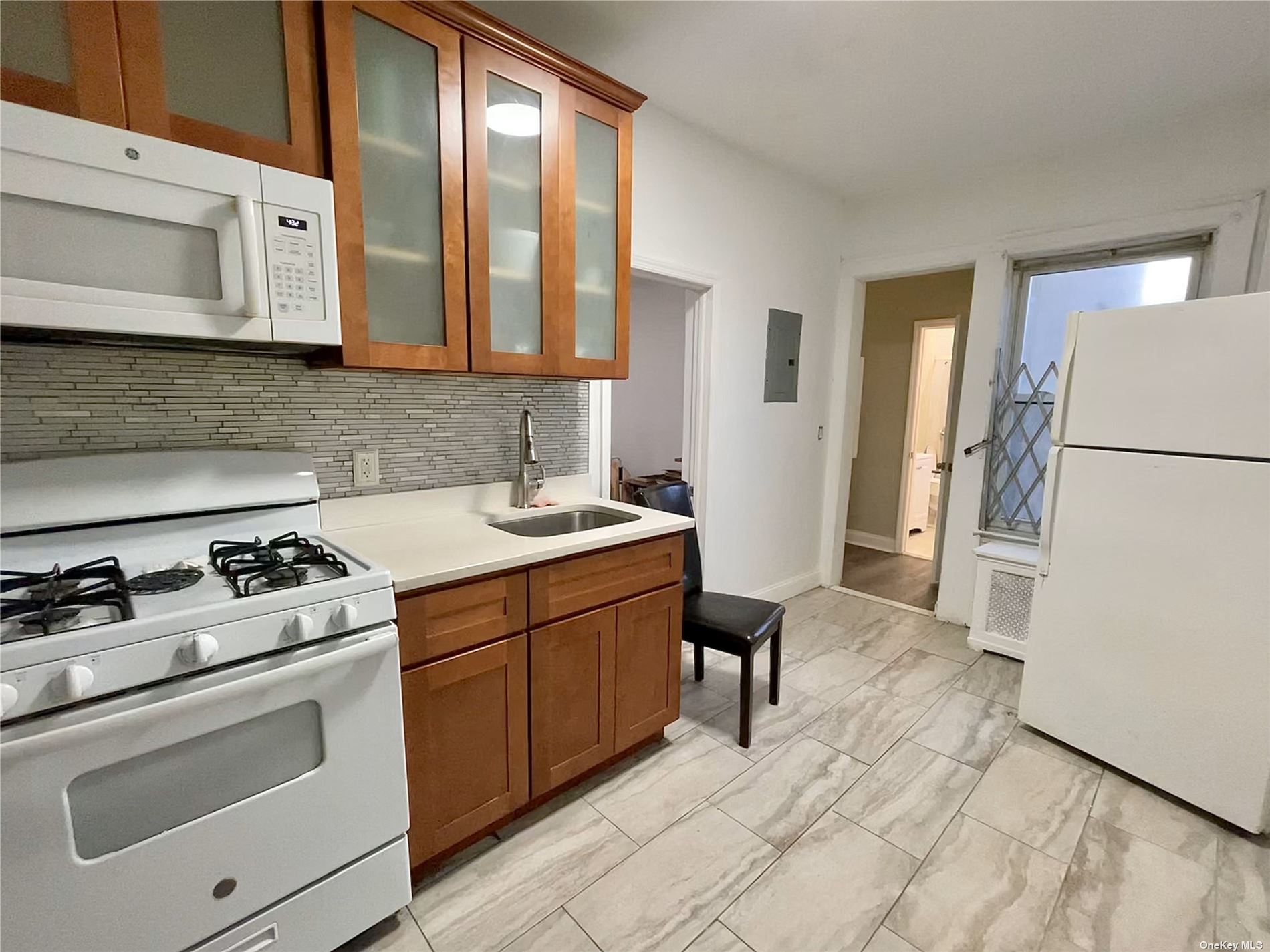 #1 photo, 35-54 64 Street, 皇后區 木邊 Woodside , NY 11377