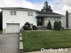 #1 photo, 62 Hunter Lane, 长岛 Hicksville , NY 11801