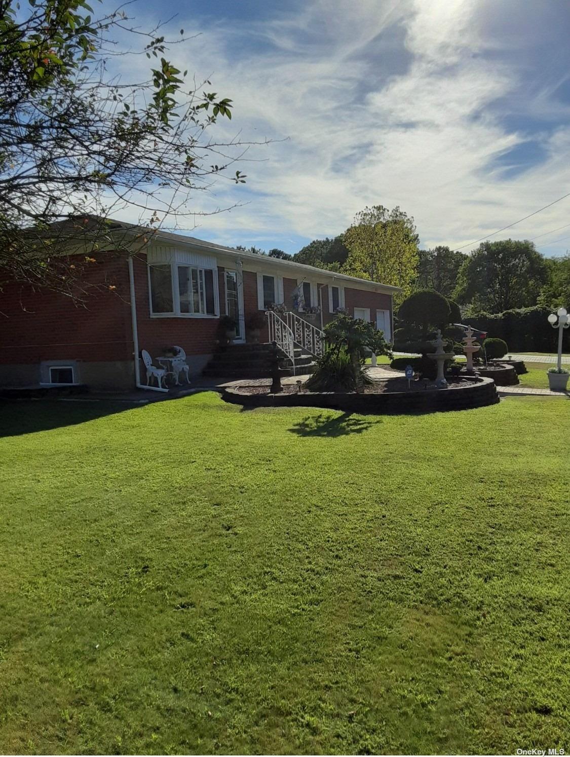 #1 photo, 130 Chanel Drive, 东长岛 Shirley , NY 11967