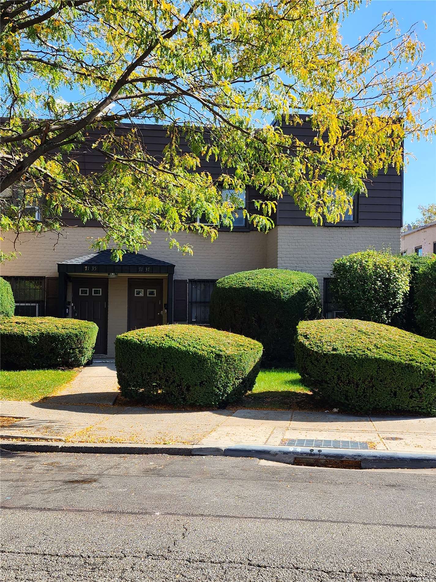 #1 photo, 71-37 Vleigh Place, 皇后区 秋园 Kew Garden Hills , NY 11367