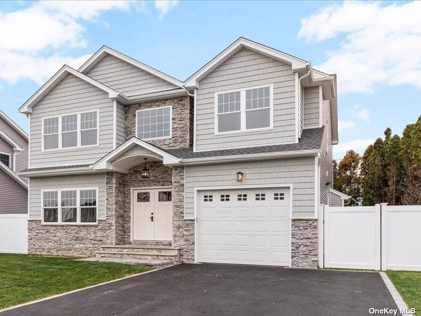 #1 photo, 41 Surrey Lane, 长岛 Plainview , NY 11803