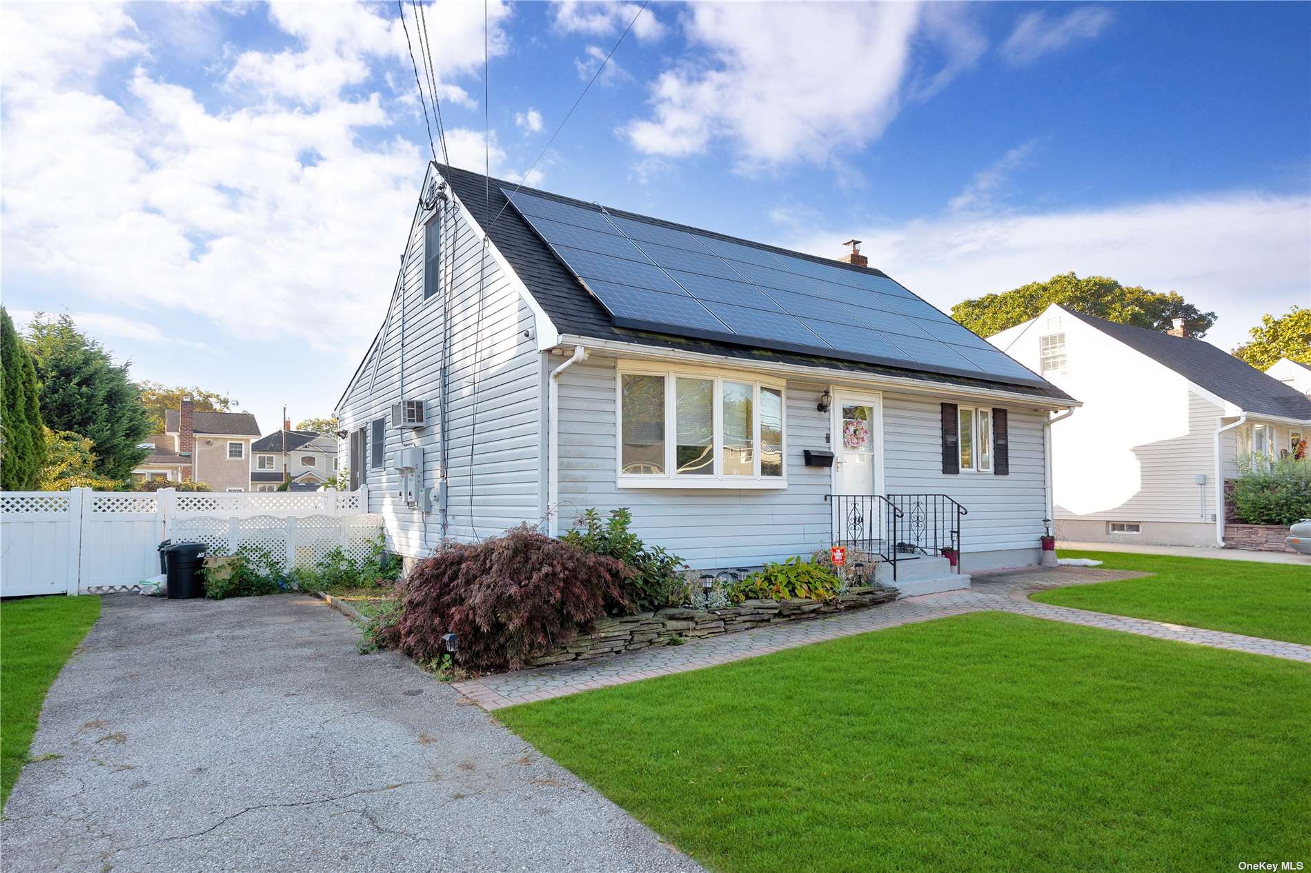 #1 photo, 144 N Kings Avenue, 長島 North Massapequa , NY 11758