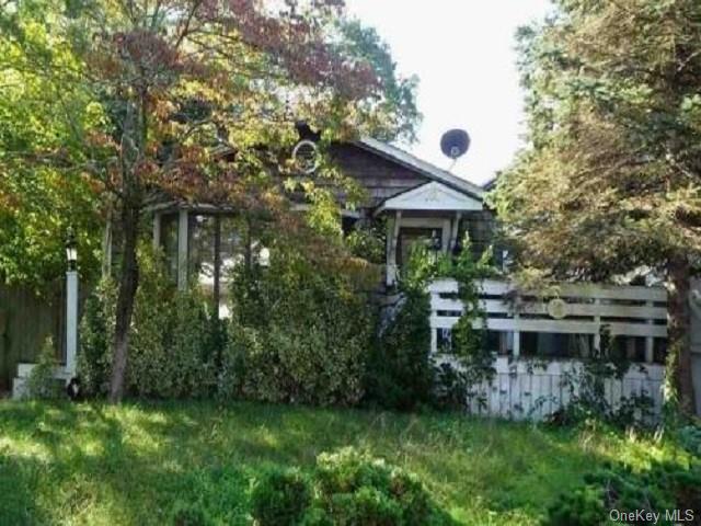 #1 photo, 2 Bellaire Avenue, 东长岛 Selden , NY 11784