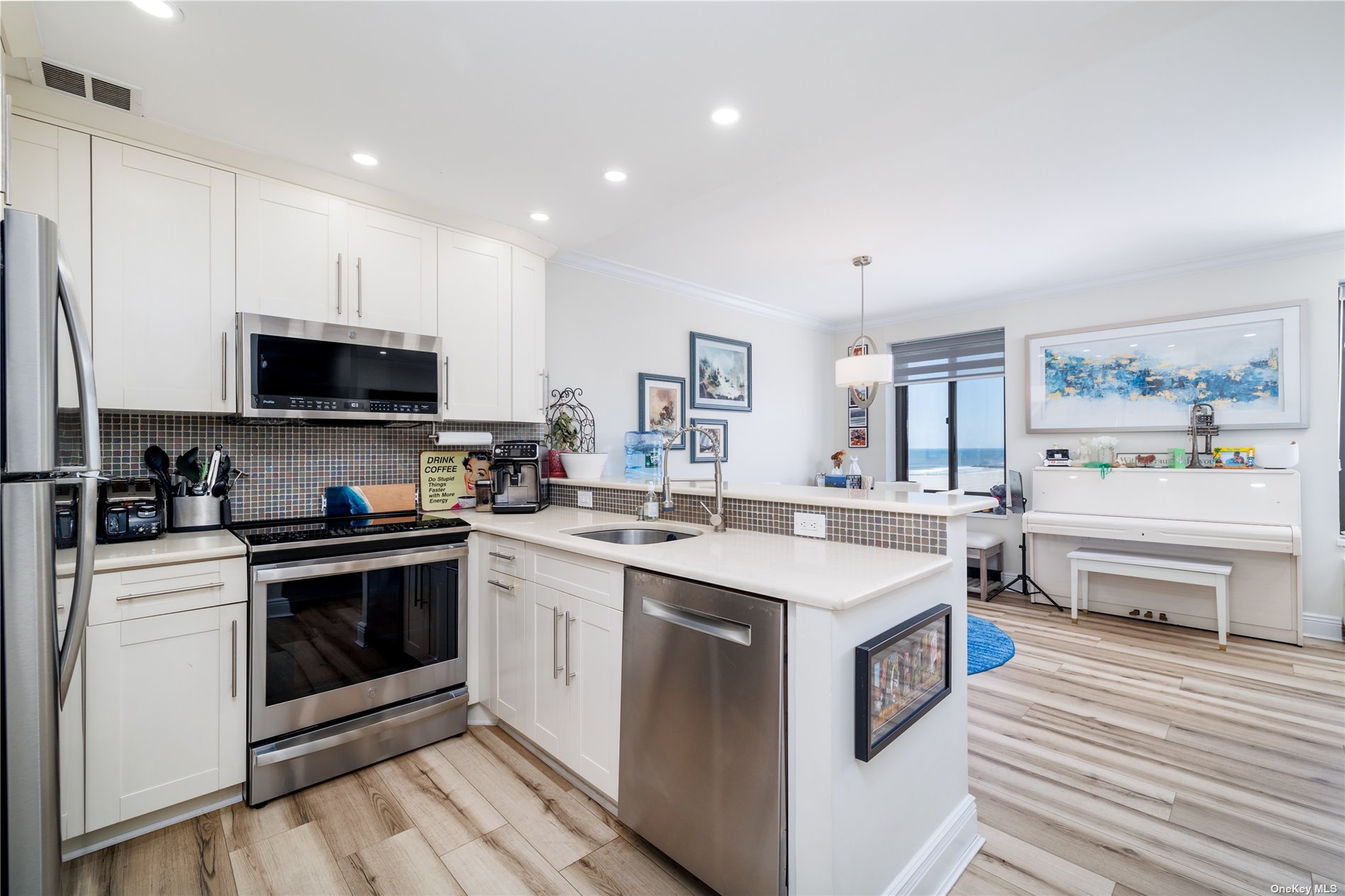 #1 photo, 100 W Broadway, 长岛 长滩 Long Beach , NY 11561