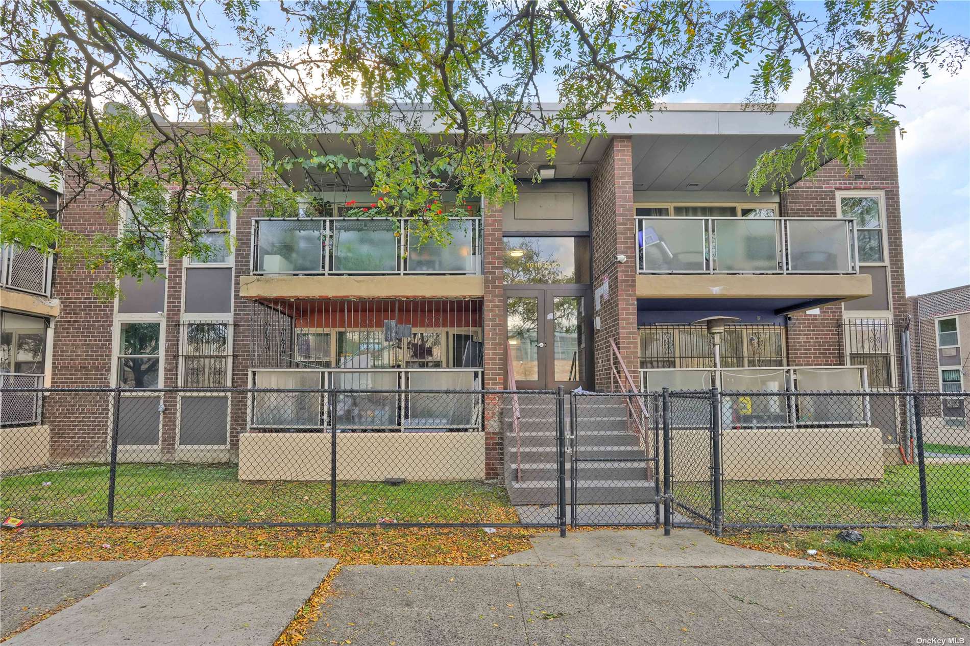 #1 photo, 1010 Elton Street, 布鲁克林 Brooklyn , NY 11208