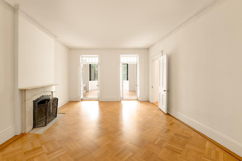 #1 photo, 34 West 9th Street, 曼哈顿 格林威治村 Greenwich Village , NY 10011