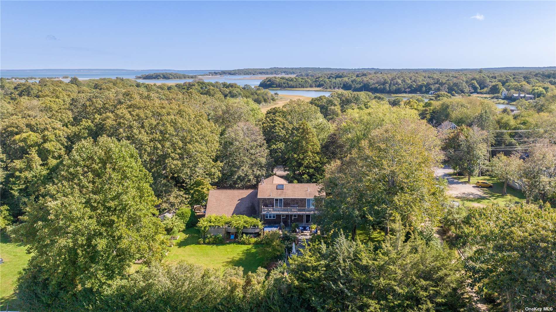 #1 photo, 825 Springs Fireplace Road, 東長島 汉普顿 East Hampton , NY 11937