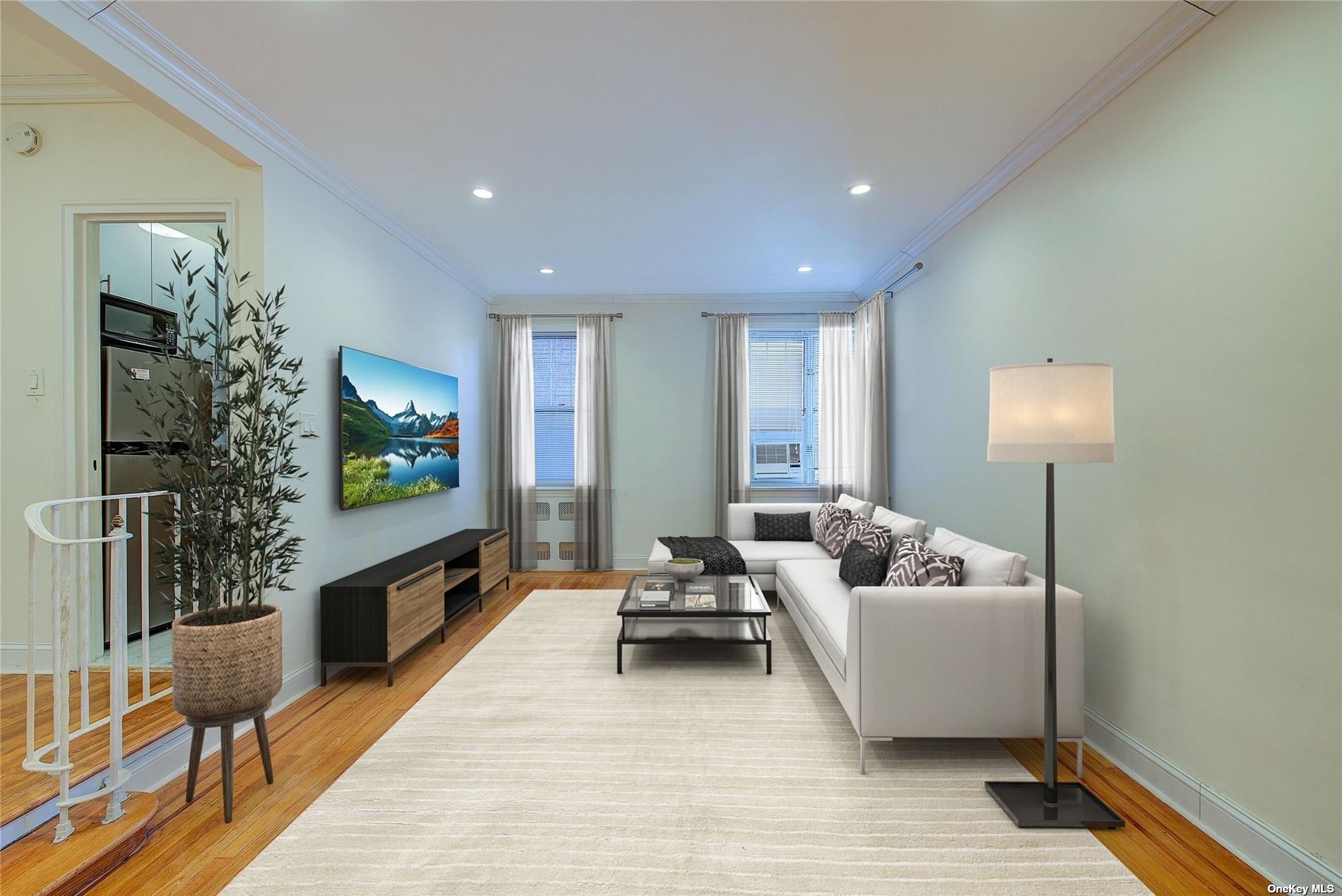 #1 photo, 76-36 113th Street, 皇后区 森林小丘 Forest Hills , NY 11375