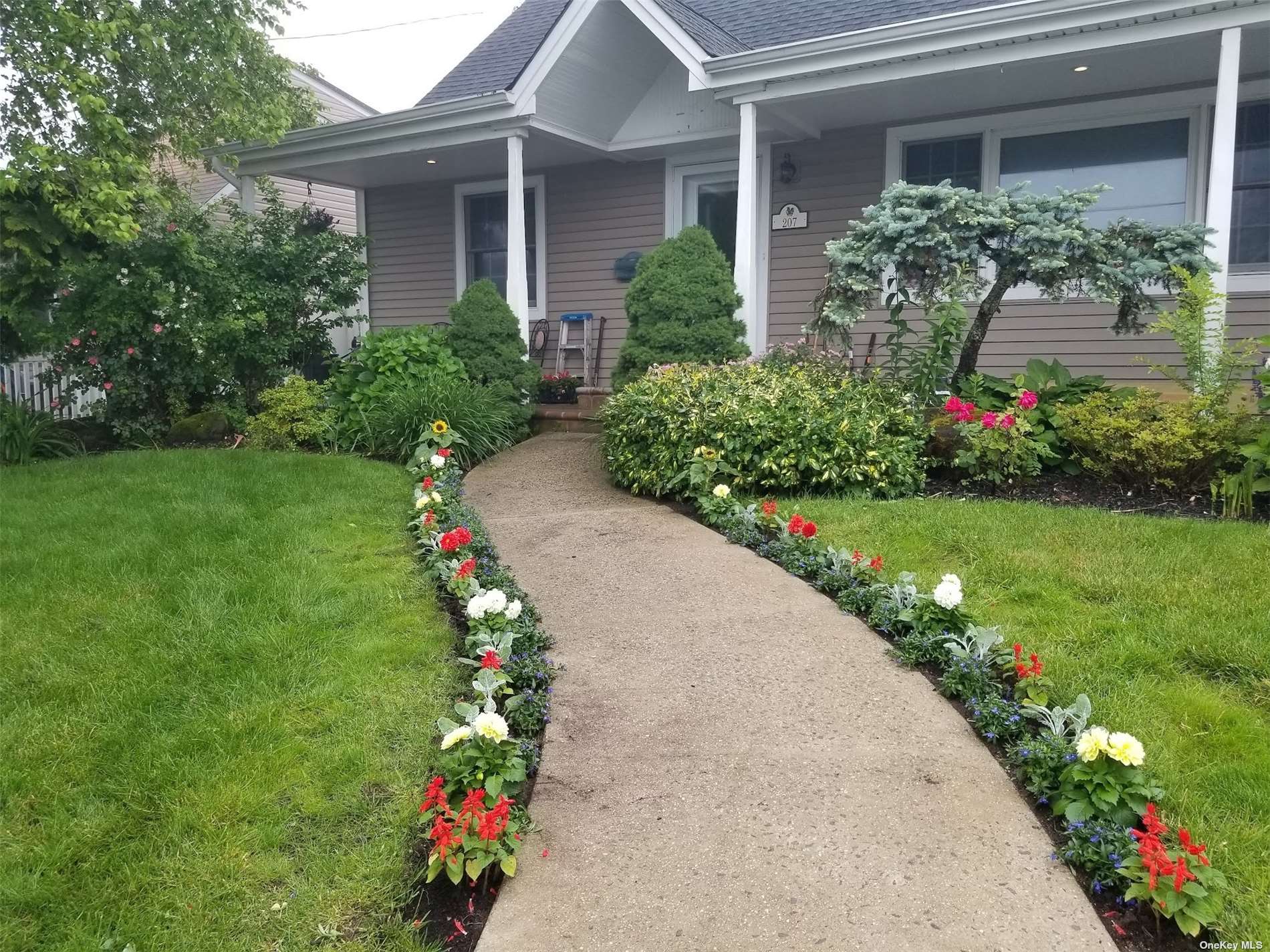 #1 photo, 207 Jefferson Avenue, 长岛 岛公园 Island Park , NY 11558