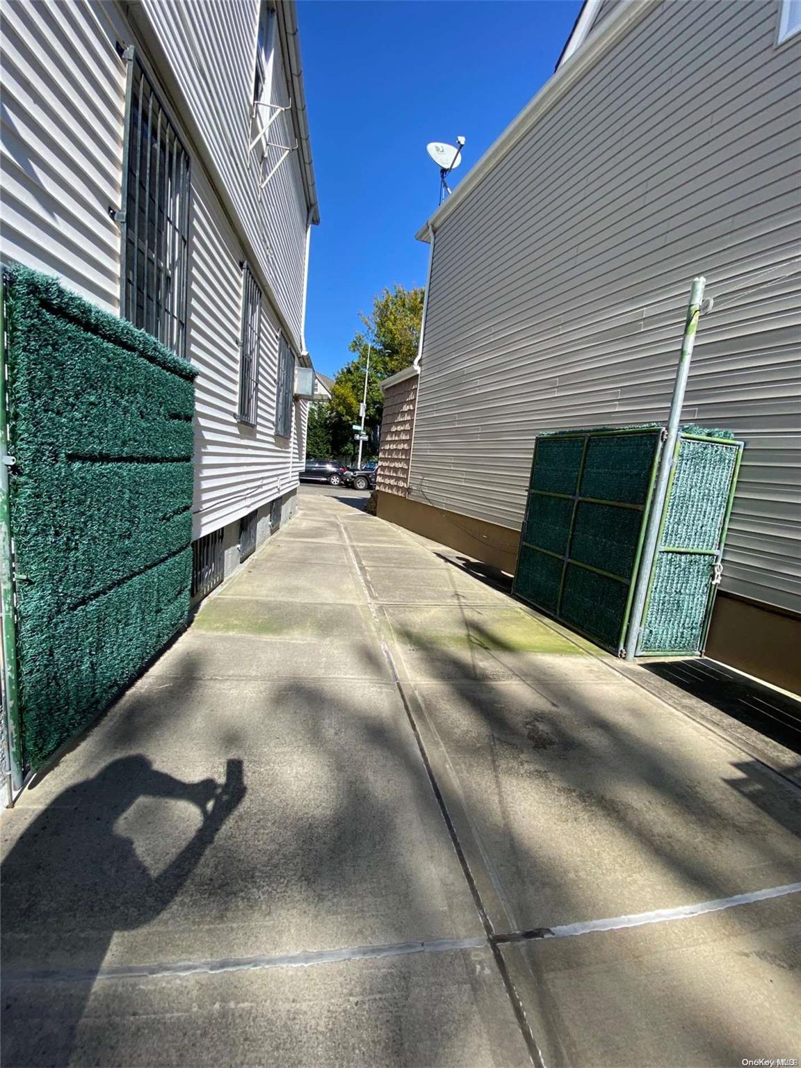 #1 photo, 80-24 62nd Street, 皇后区 Glendale , NY 11385