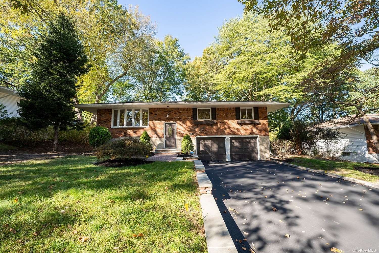 #1 photo, 42 Mackay Drive, Hauppauge , NY 11788