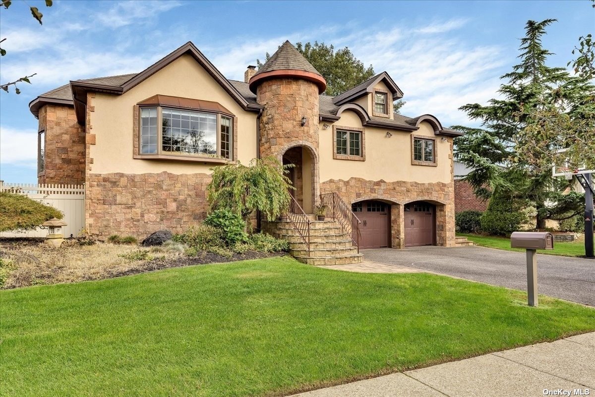 #1 photo, 12 Herkimer Avenue, 長島 傑里科 Jericho , NY 11753