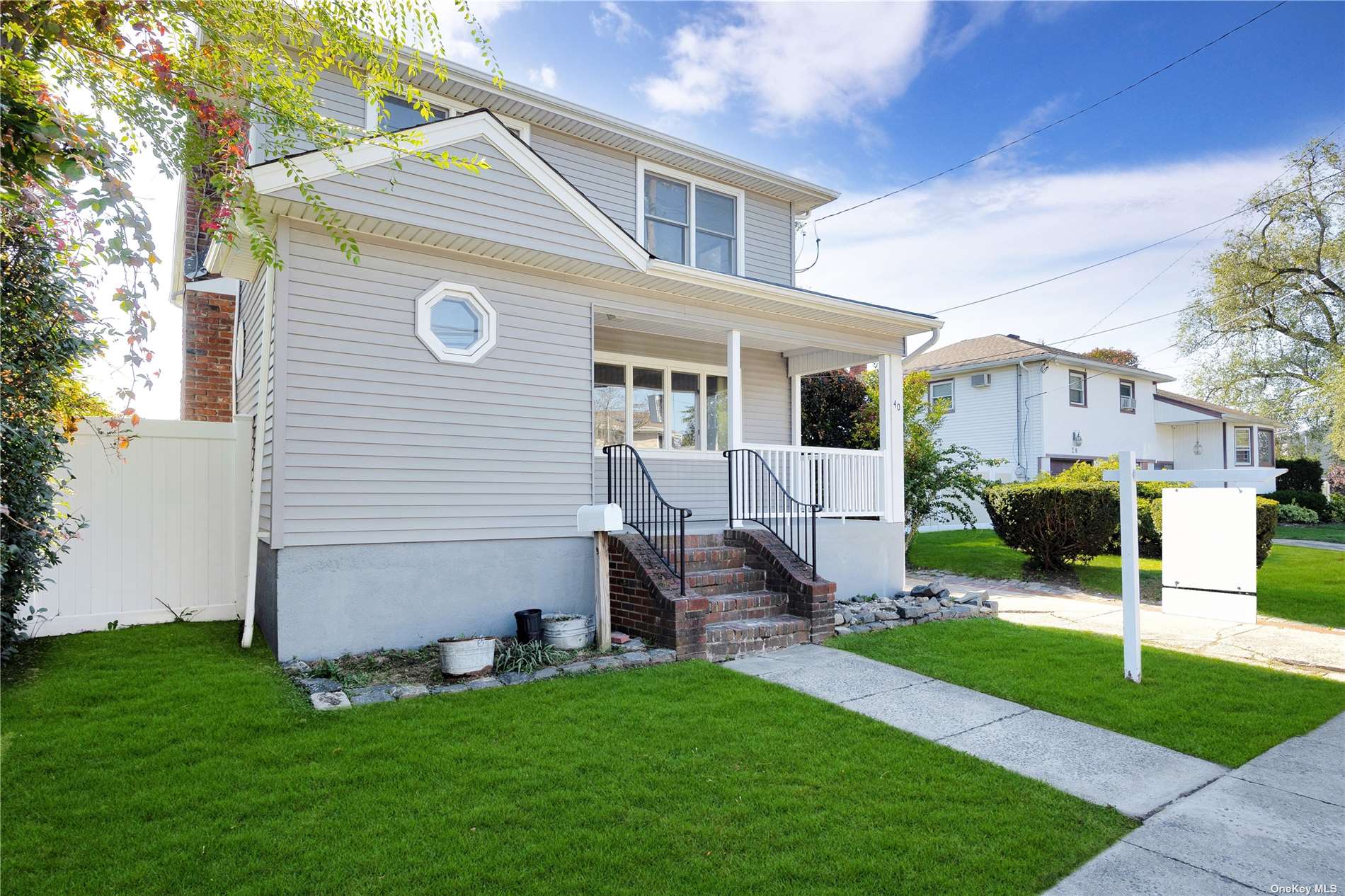 #1 photo, 40 Henrietta Avenue, 长岛 Oceanside , NY 11572