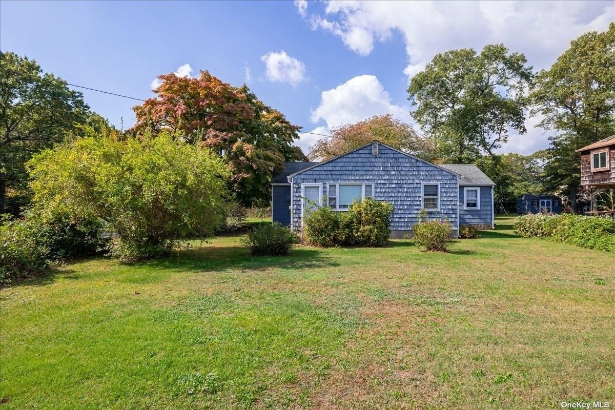 #1 photo, 646 Blue Point Road, Саффолк ‖ Holtsville , NY 11742