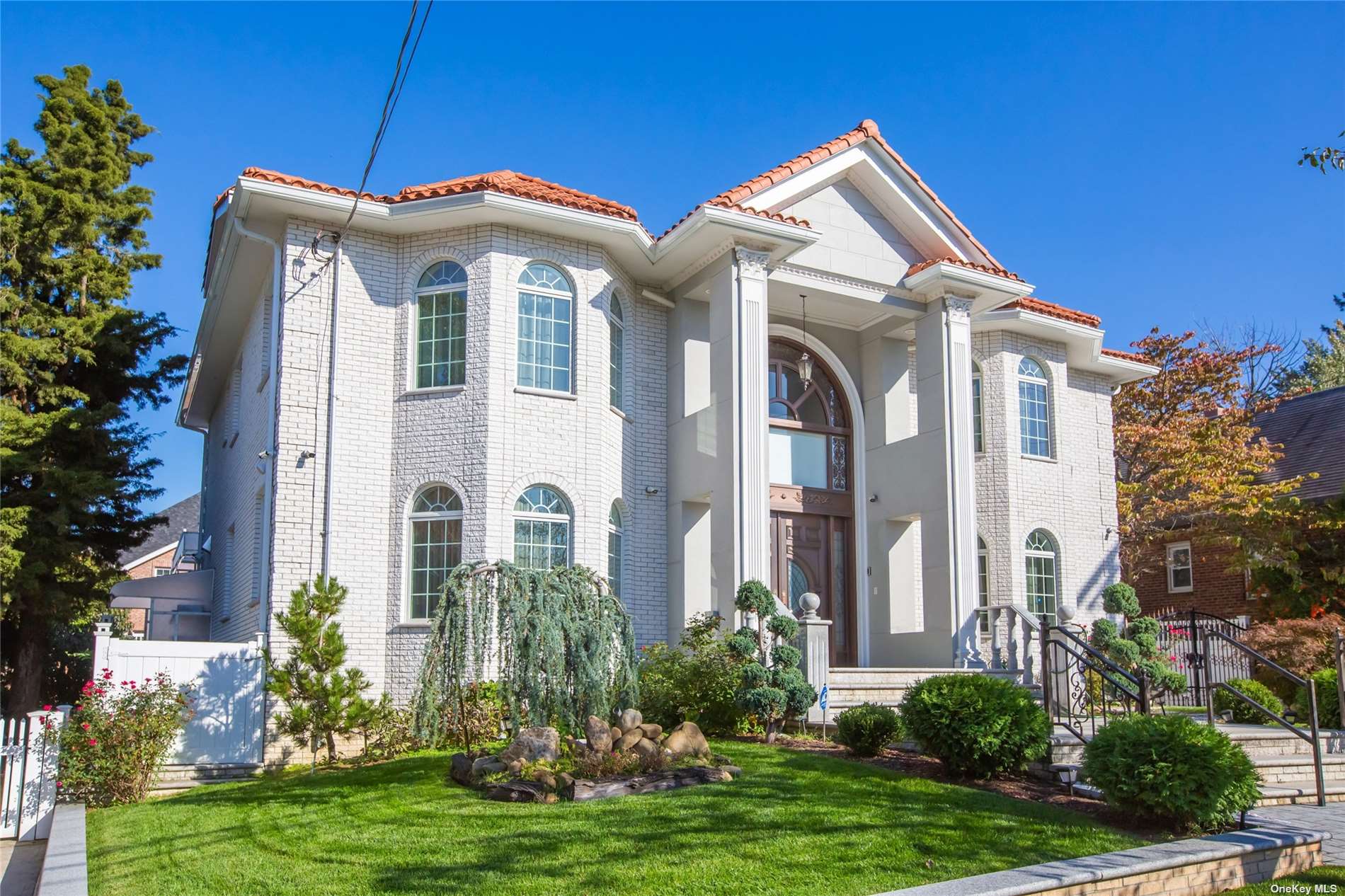 #1 photo, 26-25 211th Street, 皇后區 貝塞 Bayside , NY 11360