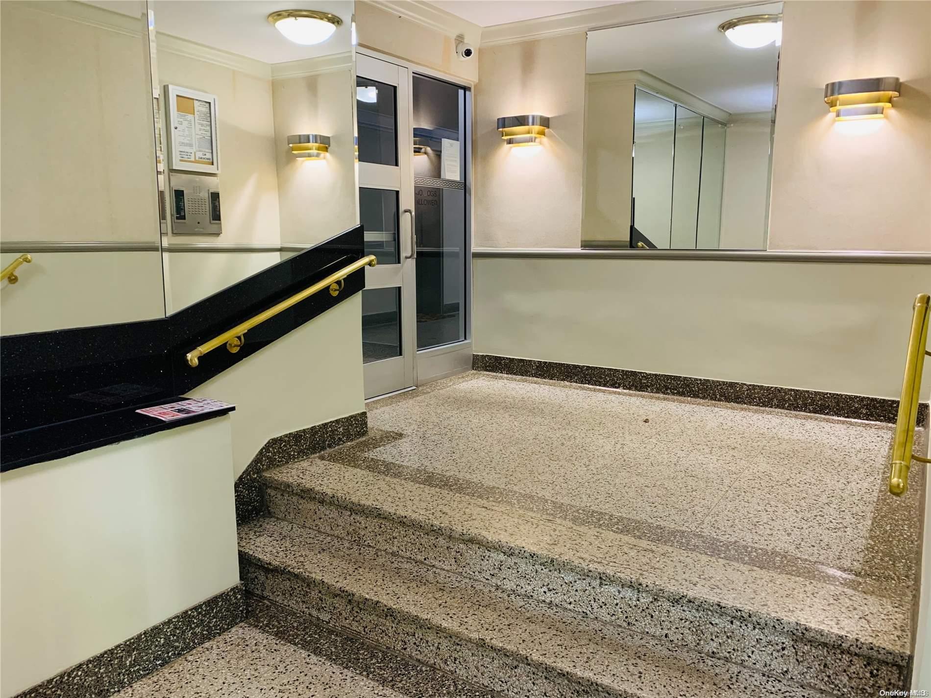 #1 photo, 25-34 Union Street, 法拉盛 Flushing , NY 11354