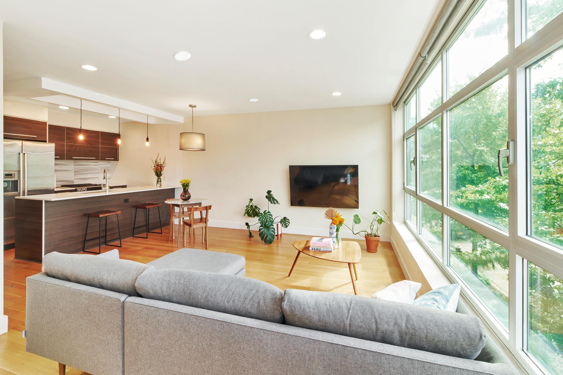 #1 photo, 460 Manhattan Avenue, 布鲁克林 绿点 Greenpoint , NY 11222