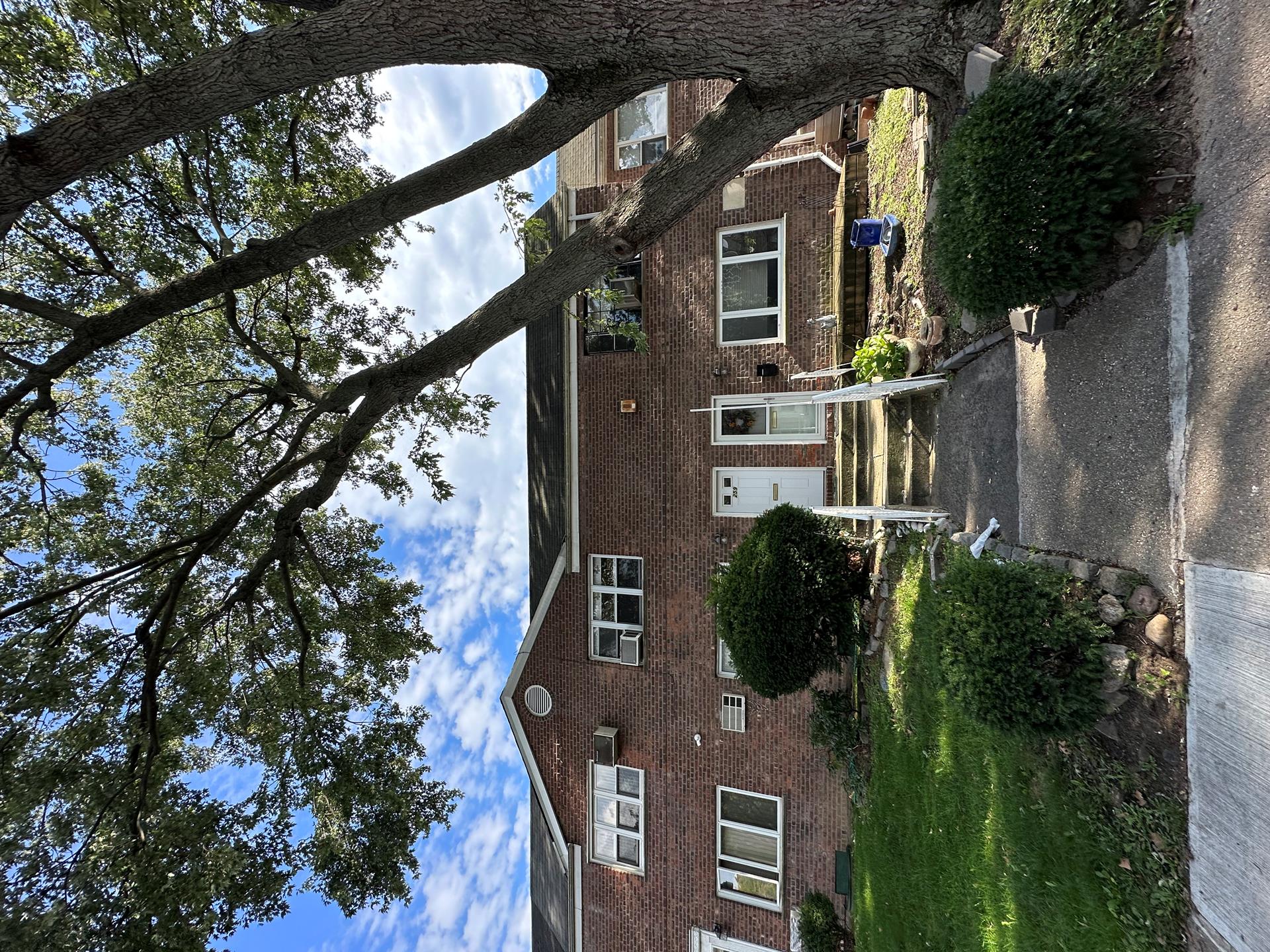 #1 photo, 261 BAY 19TH Street B, 布鲁克林 Bath Beach , NY 11214